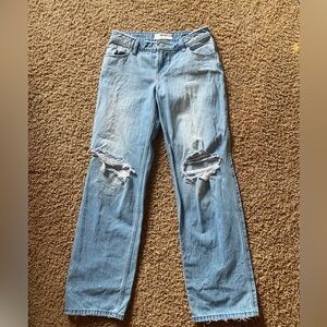 Hollister Low rise loose jeans Size 4